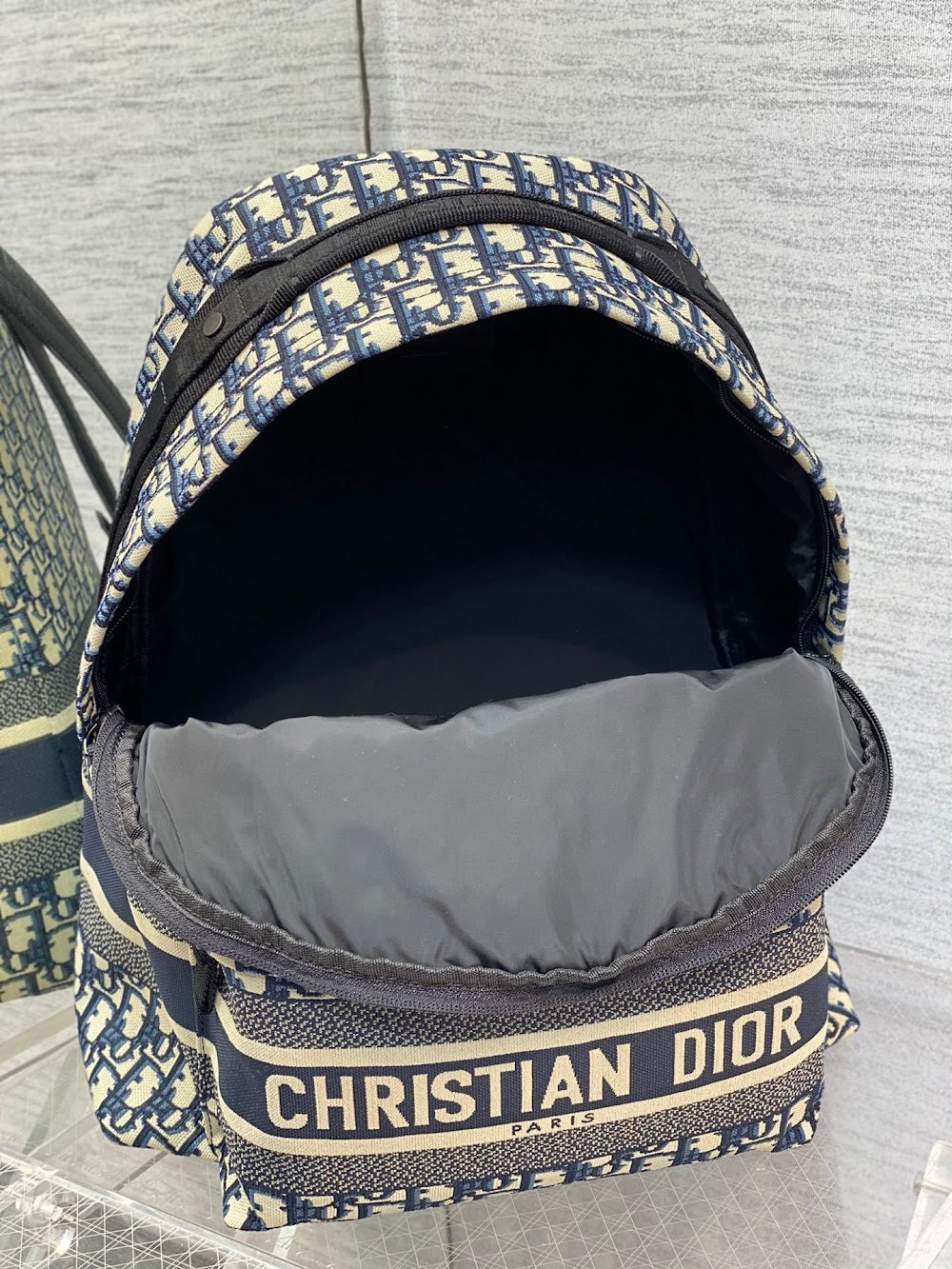 new-luxury-designer-bags-nm16075