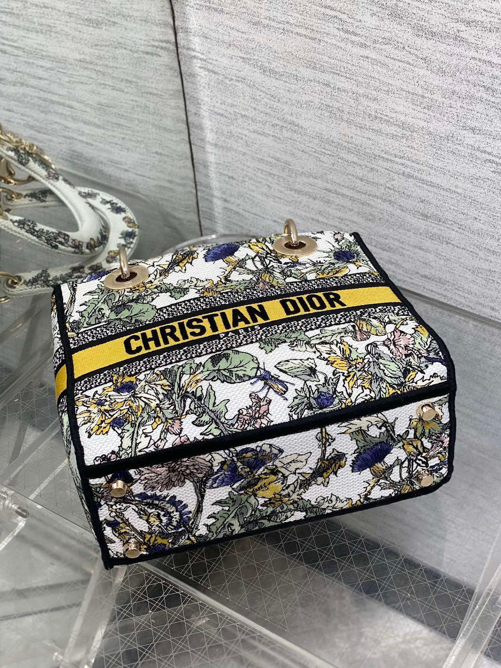 new-designer-premium-bags-nm16304