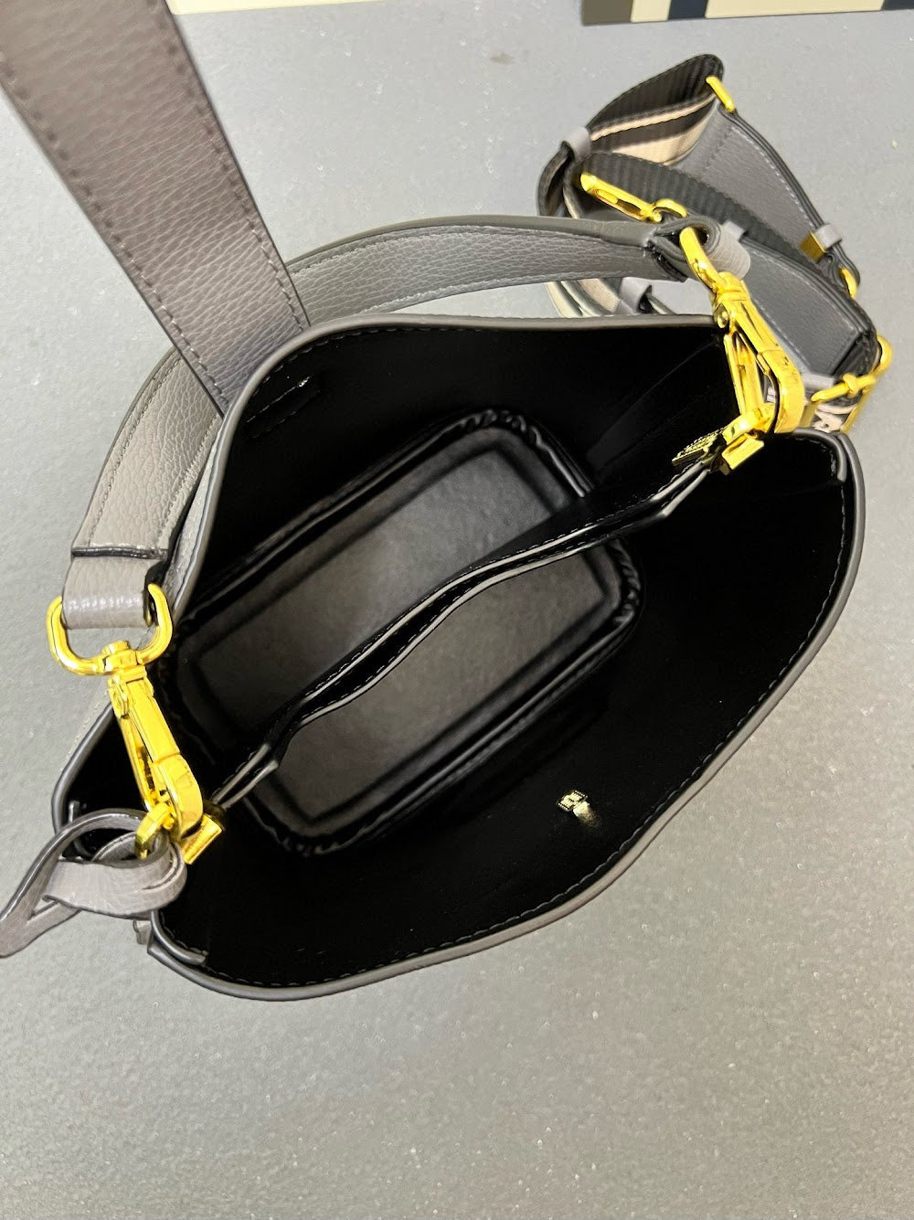 Ezyycart Bags pradn Luxury Bag --74127