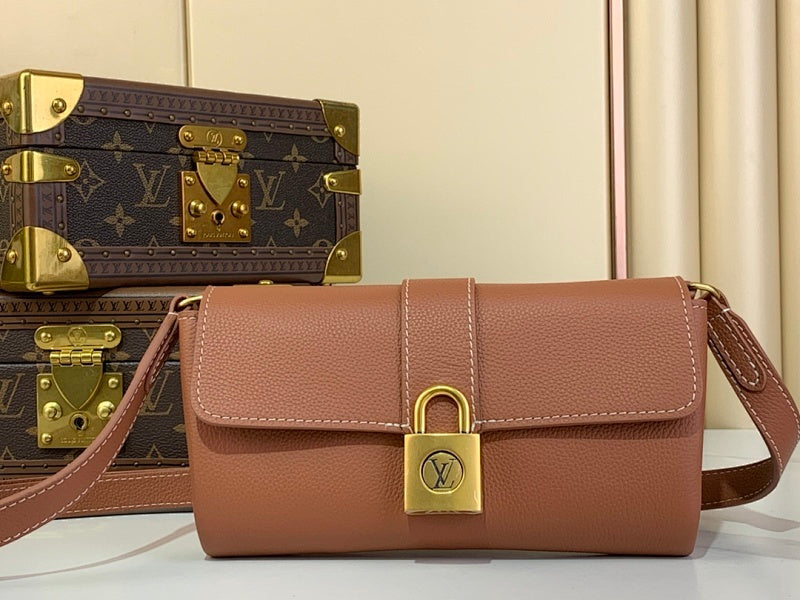 Anum Bags ln Luxury Bag --58078