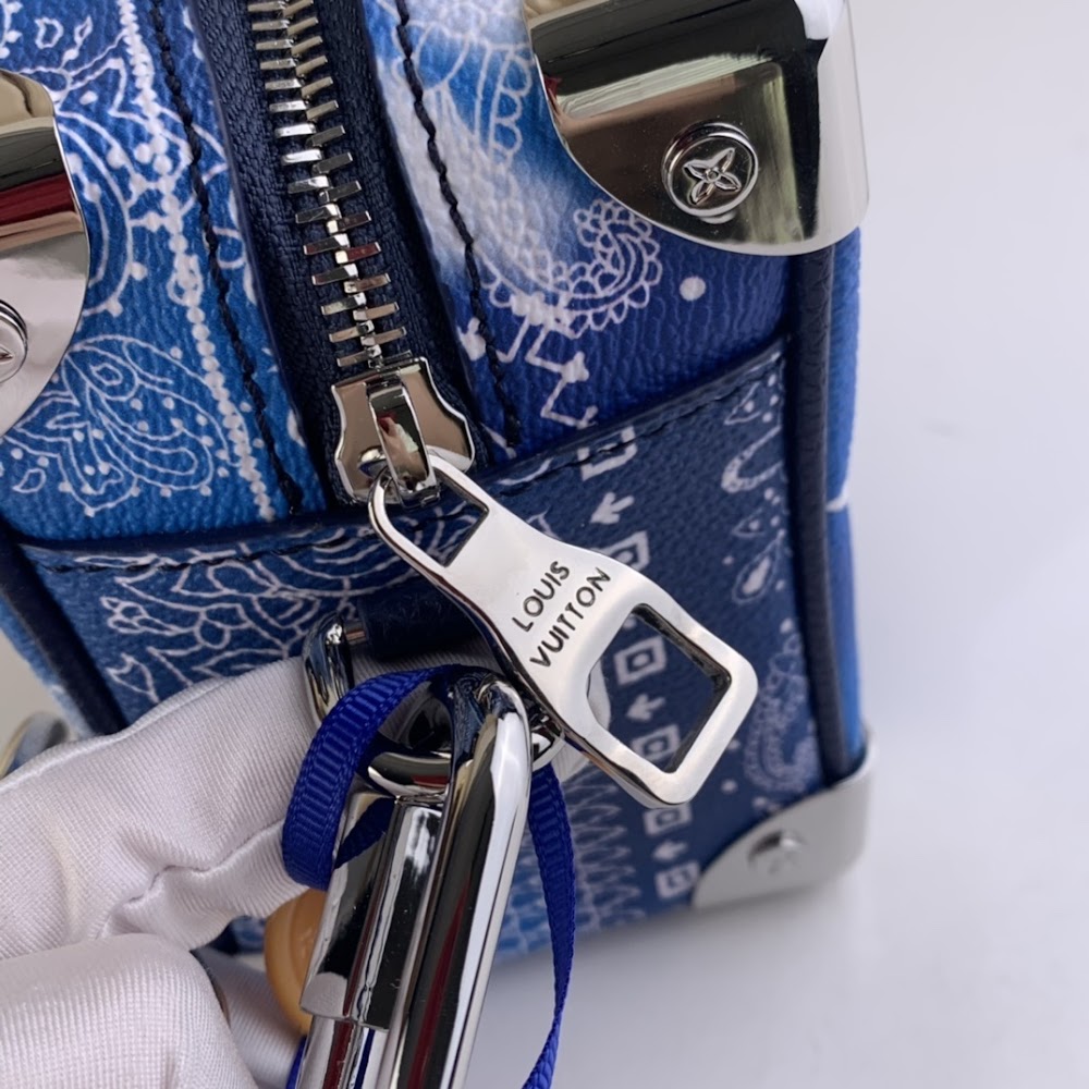 Anum Bags ln Luxury Bag --61066