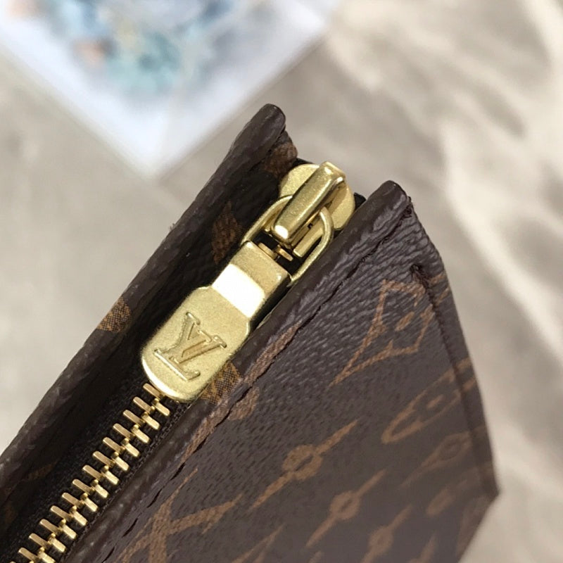 Anum Bags ln Luxury Bag --60094