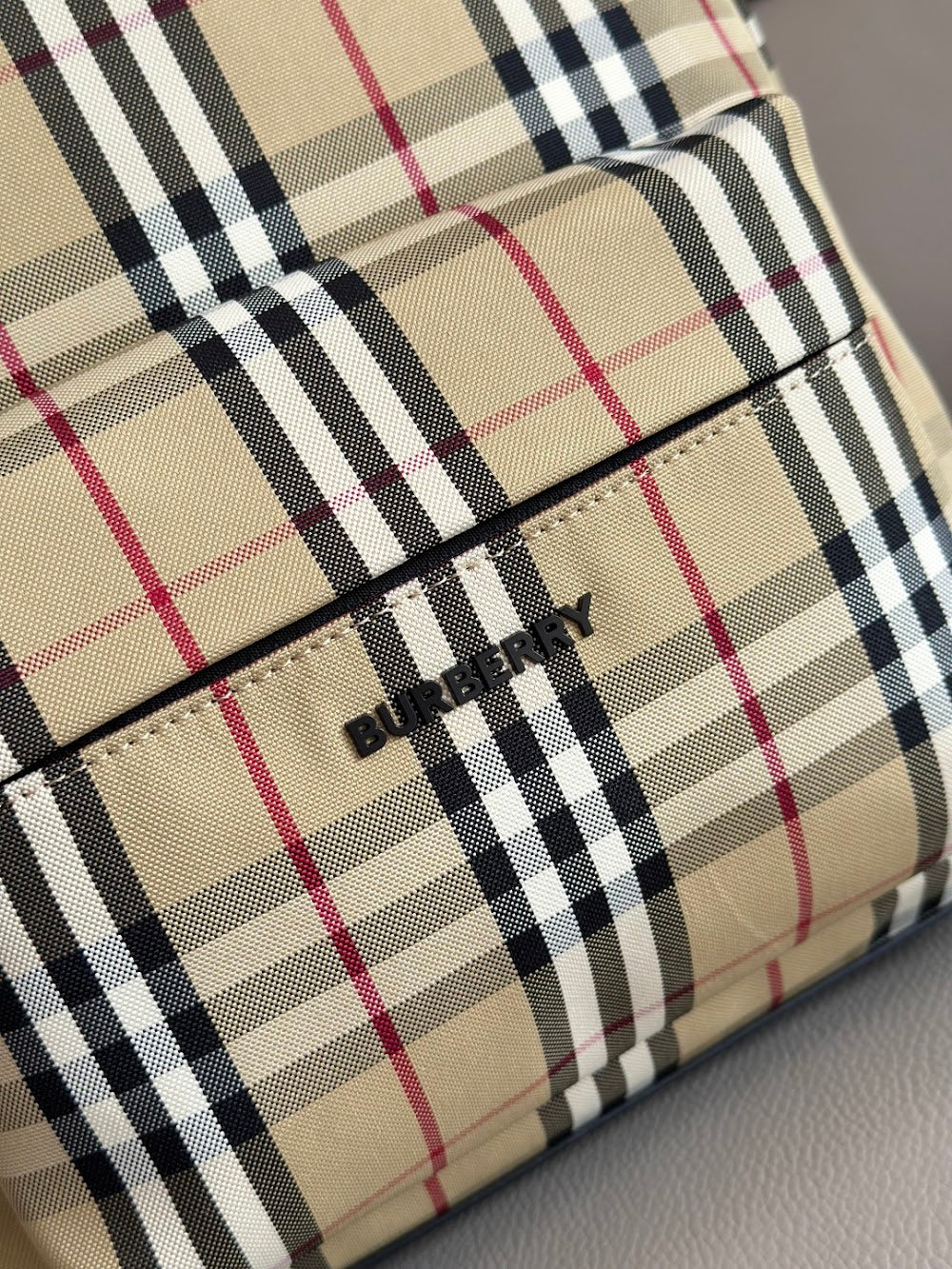 Ezyycart Bags Burberryn Luxury Bag --92885