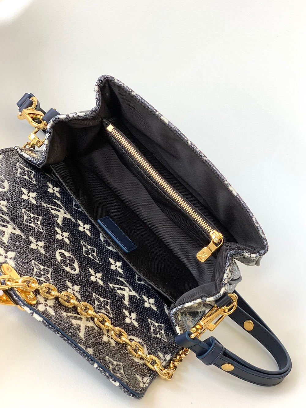 Anum Bags LVn Luxury Bag --80739