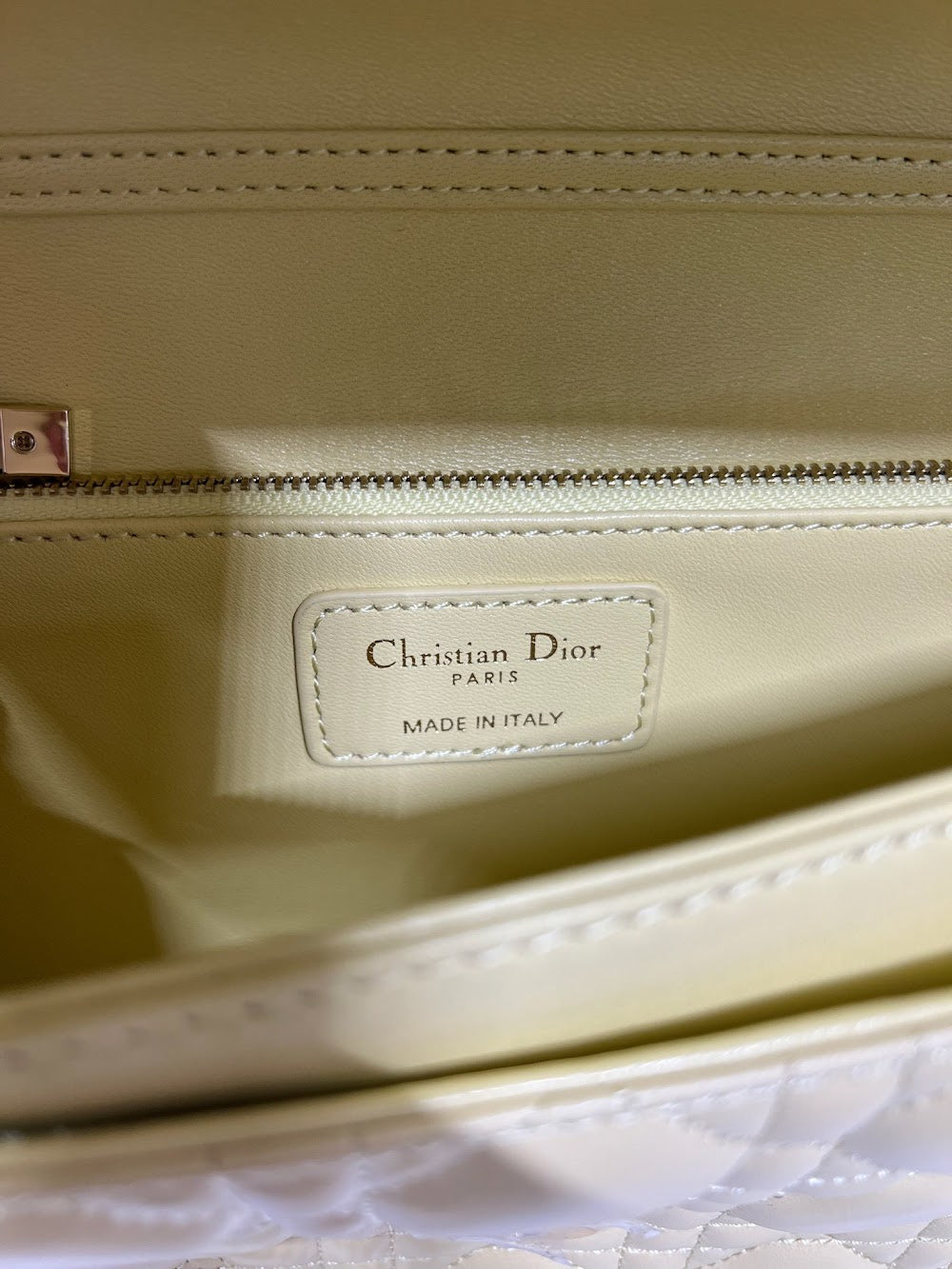 new-designer-premium-bags-nm16149