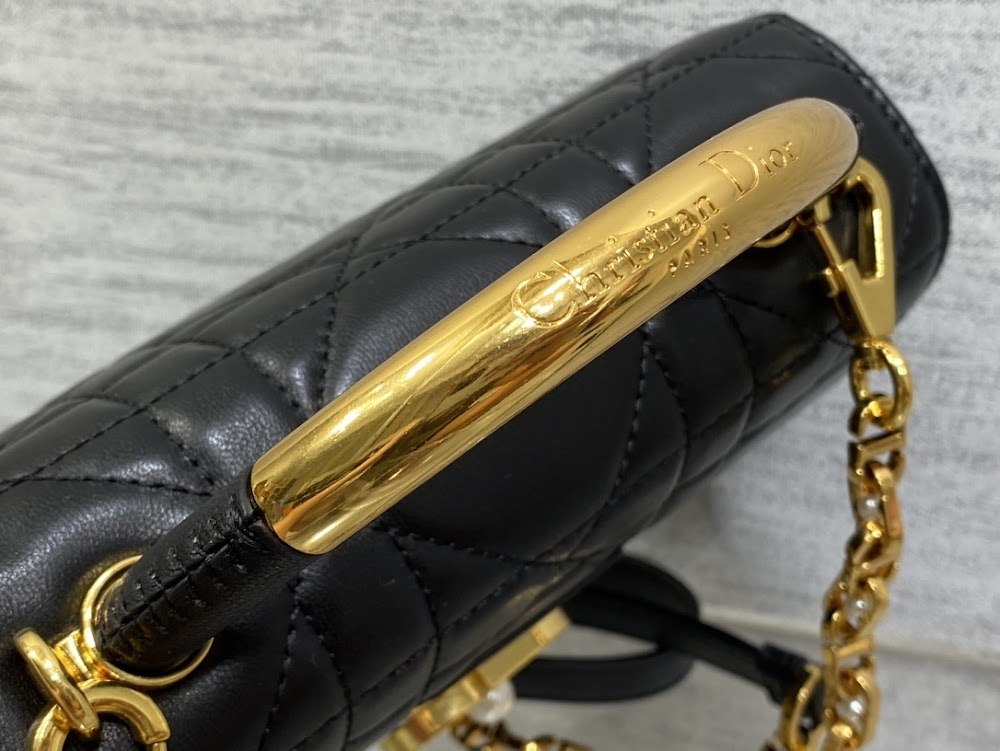 new-luxury-designer-bags-nm16101