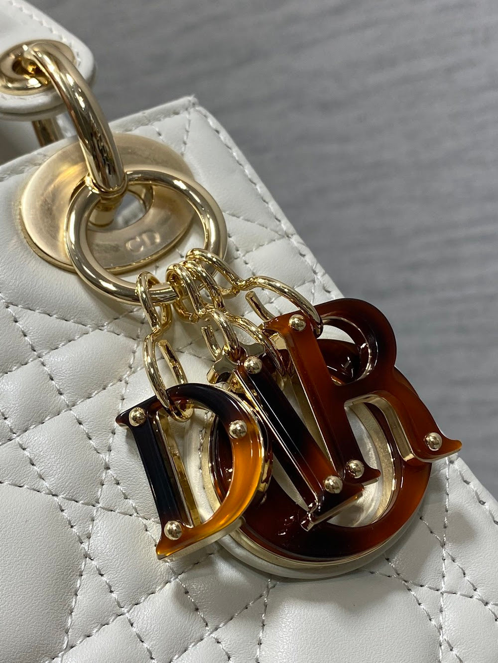 new-designer-premium-bags-nm16201