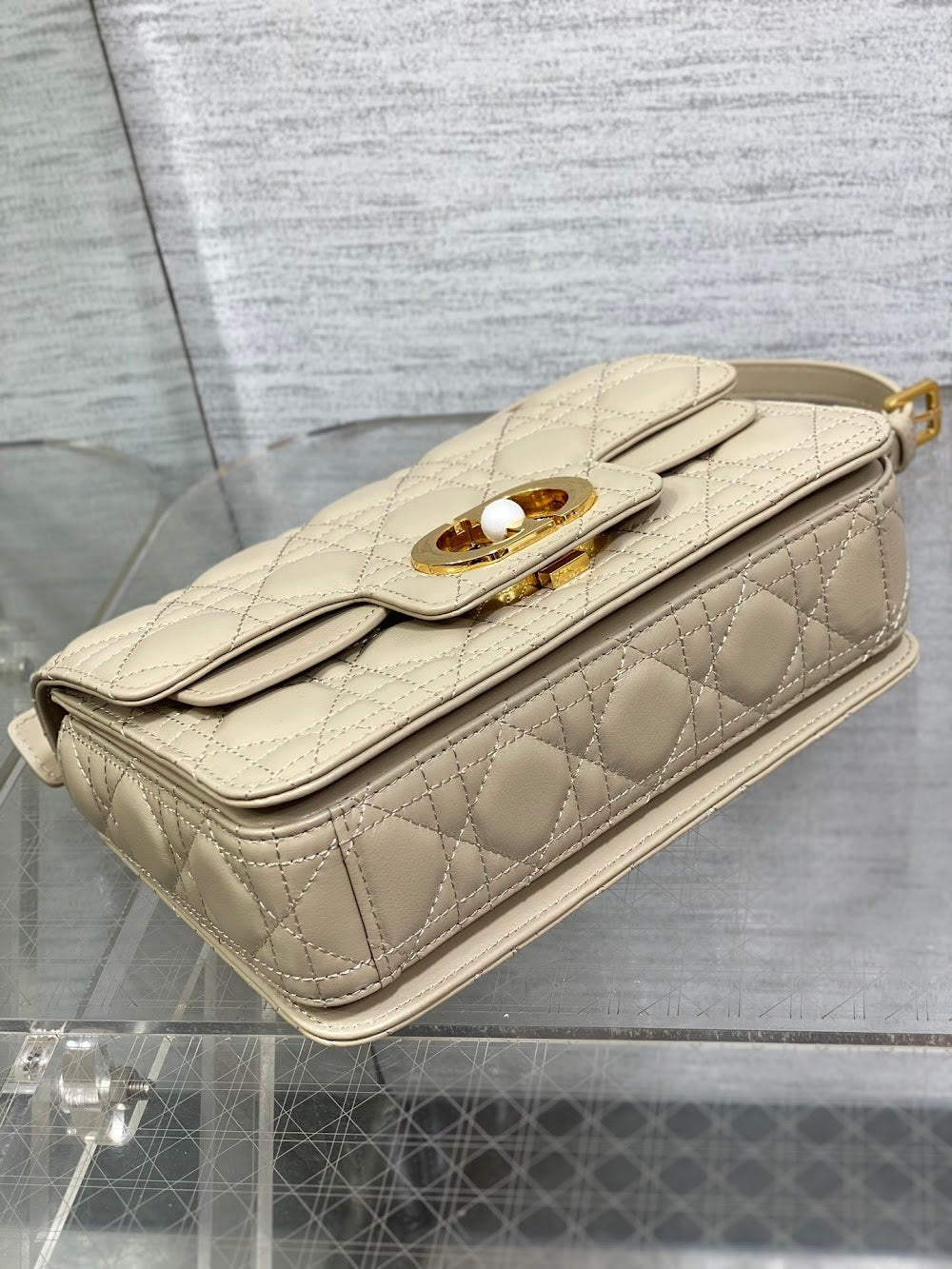 new-designer-premium-bags-nm15889