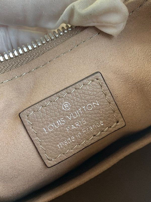 Anum Bags ln Luxury Bag --61139
