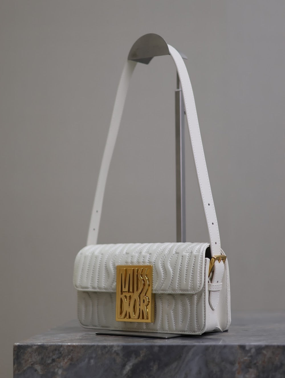 new-luxury-designer-bags-nm16130