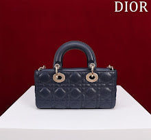 new-designer-premium-bags-nm7399