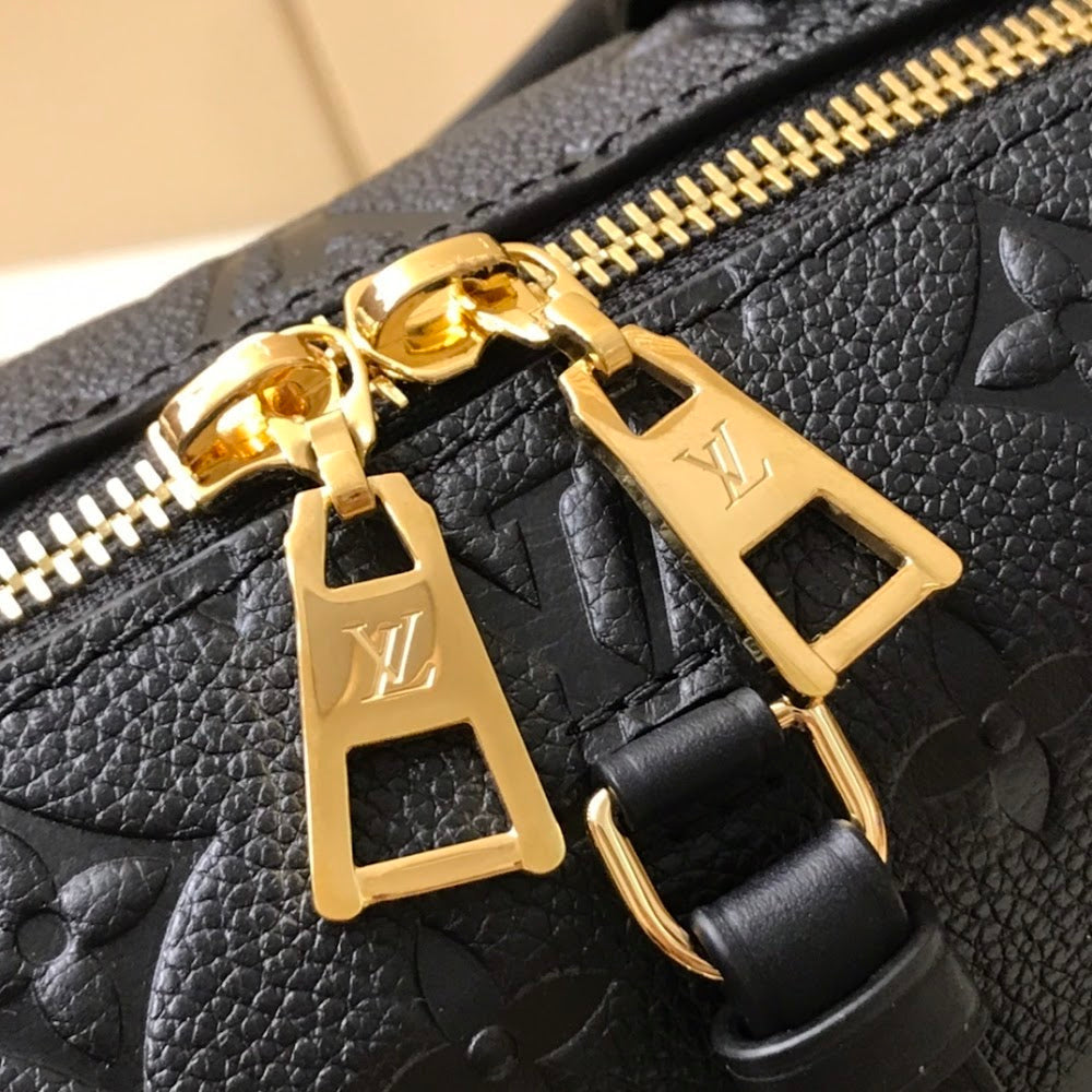 Anum Bags ln Luxury Bag --60028