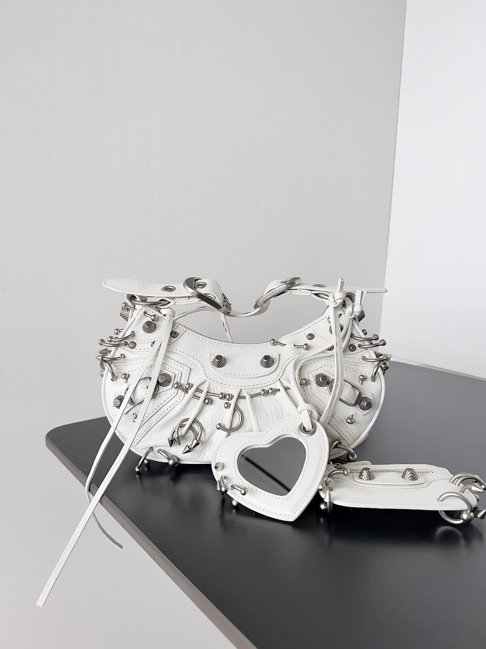 Ezyycart Bags Balenciaga Luxury Bag --111143