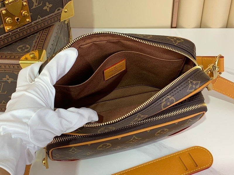 Anum Bags ln Luxury Bag --56950