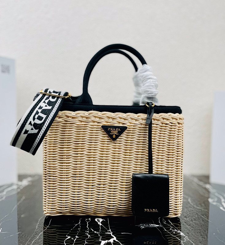 Ezyycart Bags pradn Luxury Bag --74999