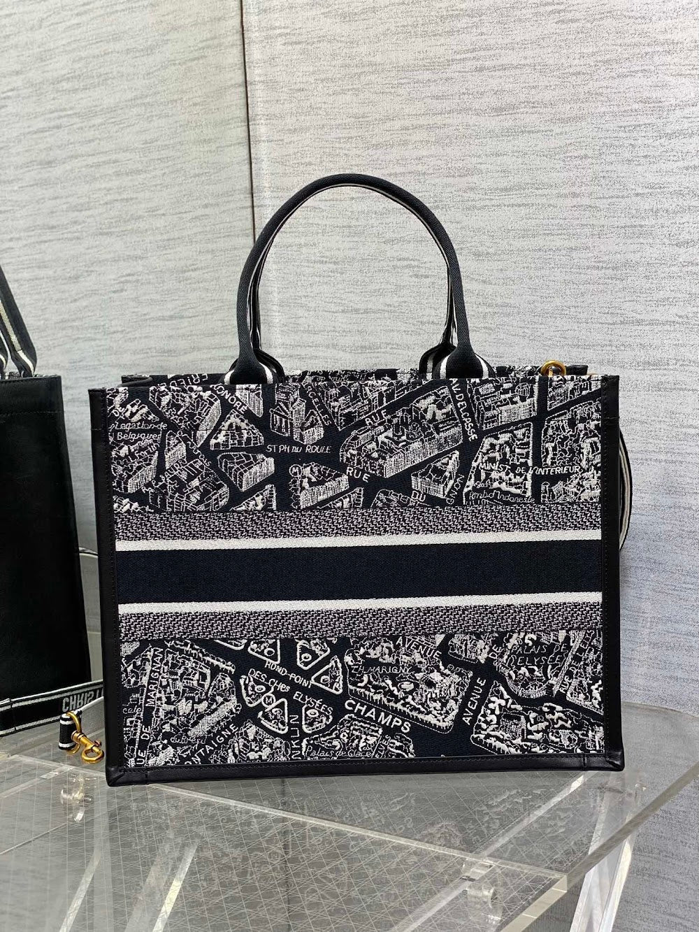 new-luxury-designer-bags-nm16043