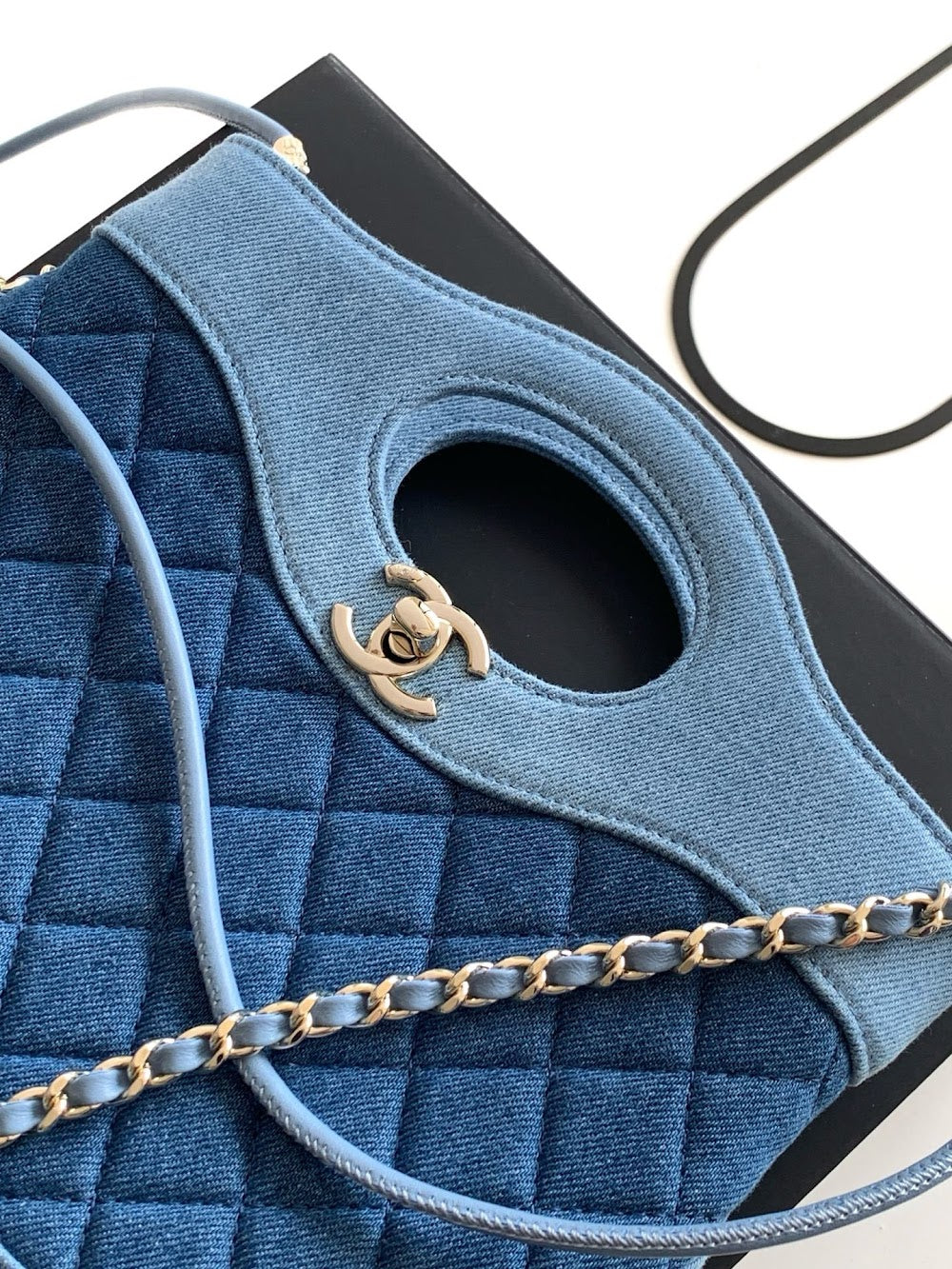 Anum Bags CHn Luxury Bag --114080