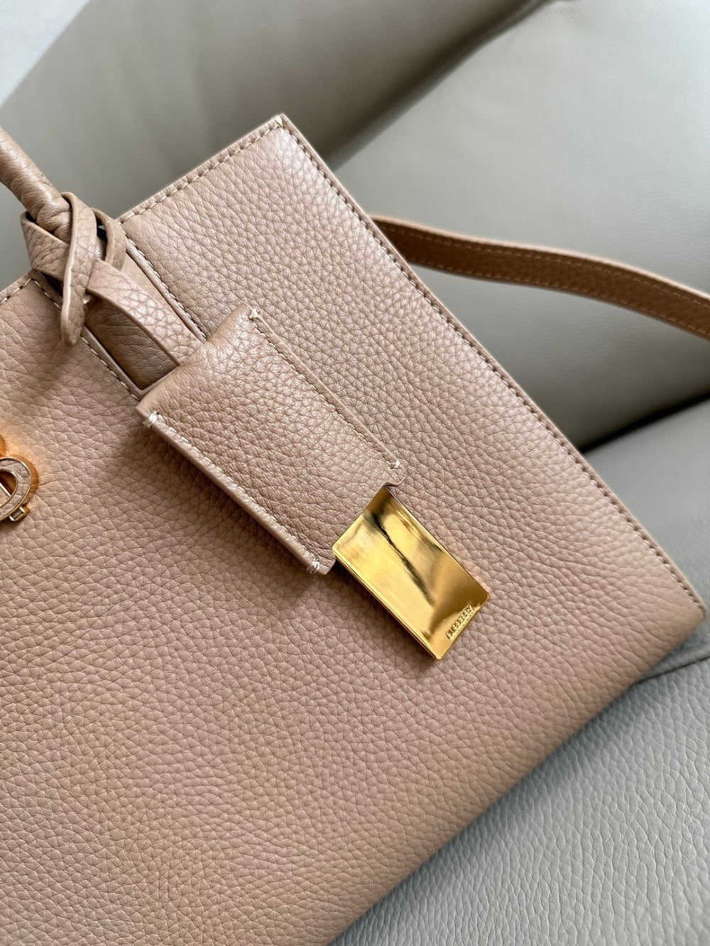 Ezyycart Bags Burberryn Luxury Bag --91810