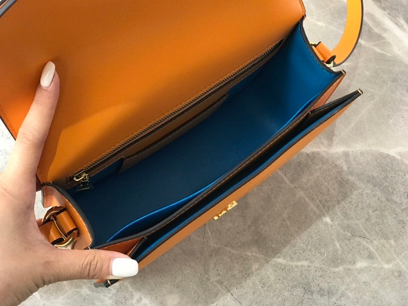 Anum Bags ln Luxury Bag --60299