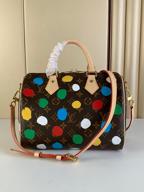 Anum Bags ln Luxury Bag --57836