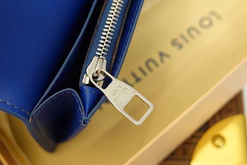 Anum Bags ln Luxury Bag --60175