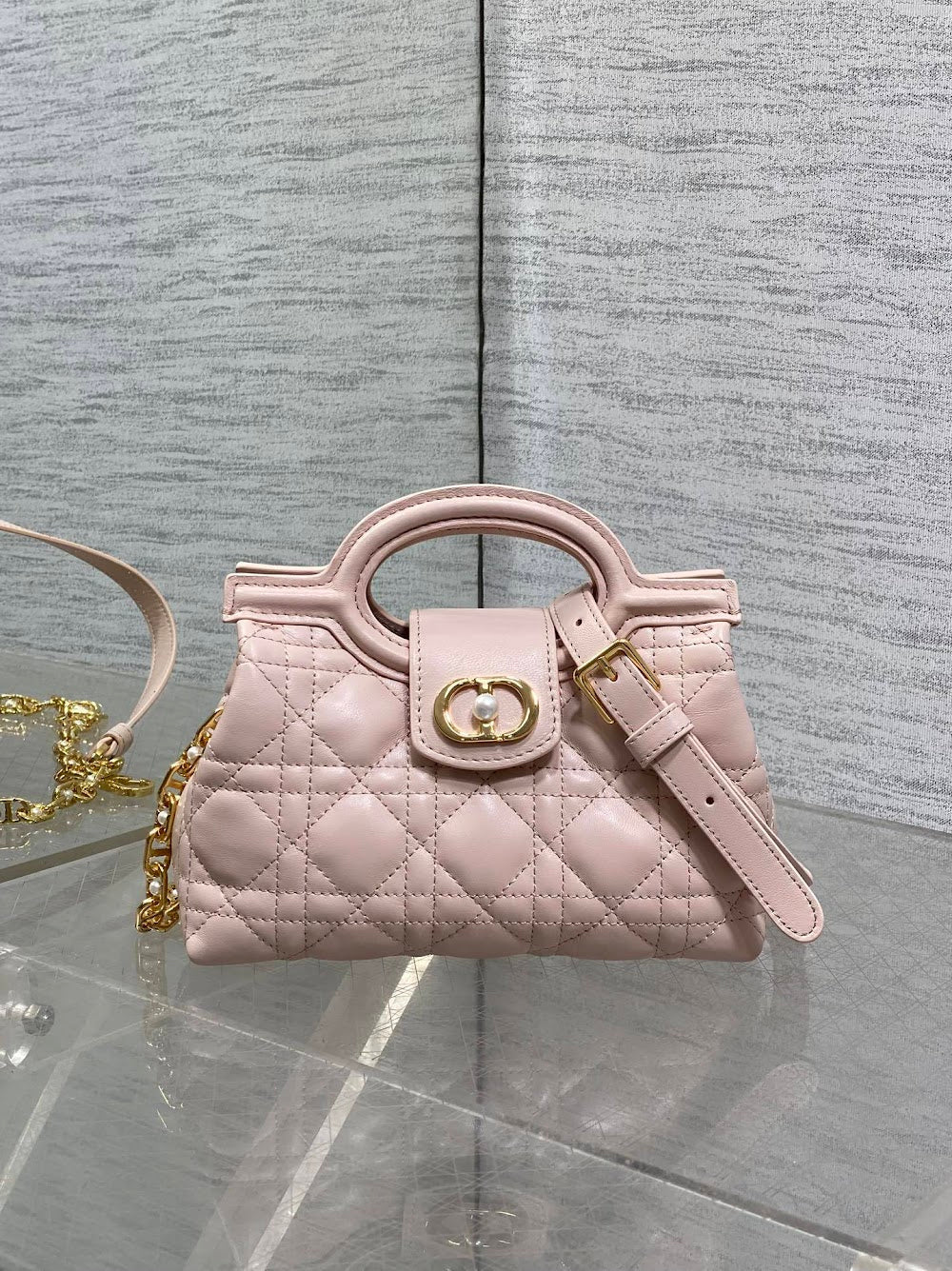 new-designer-premium-bags-nm16875