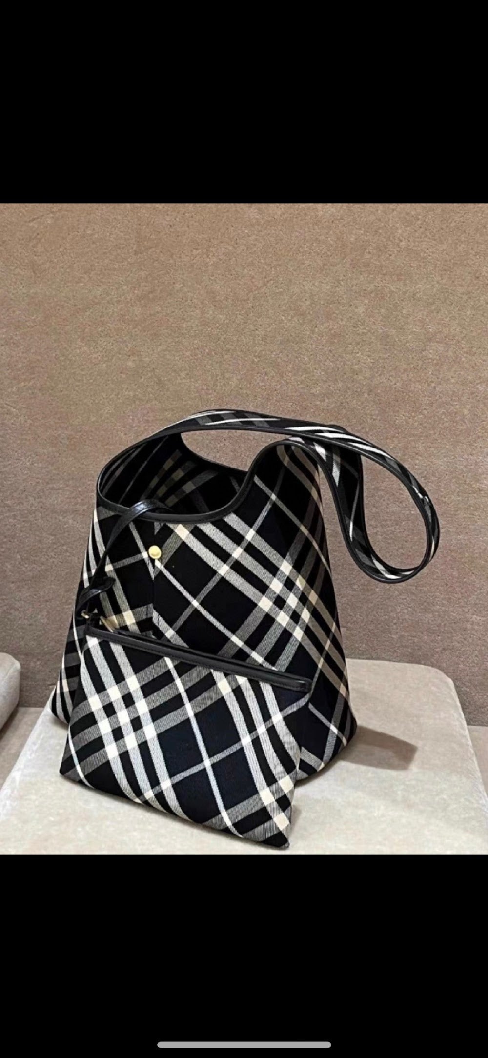 Ezyycart Bags Burberryn Luxury Bag --91760