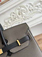 new-luxury-designer-bags-nm11352