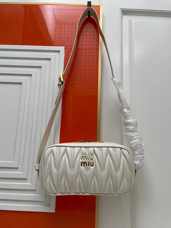 Ezyycart Bags pradn Luxury Bag --75359