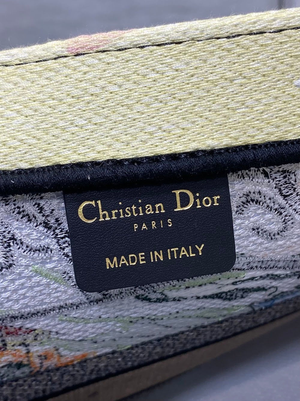 new-designer-premium-bags-nm16665