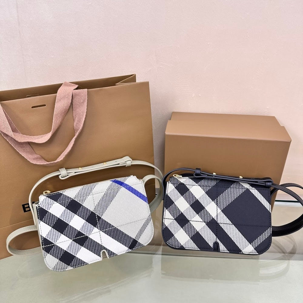 Ezyycart Bags Burberryn Luxury Bag --92503