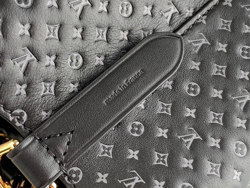 Anum Bags ln Luxury Bag --56790
