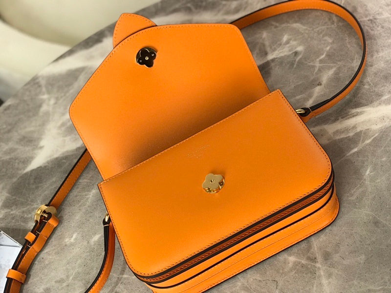 Anum Bags ln Luxury Bag --60299