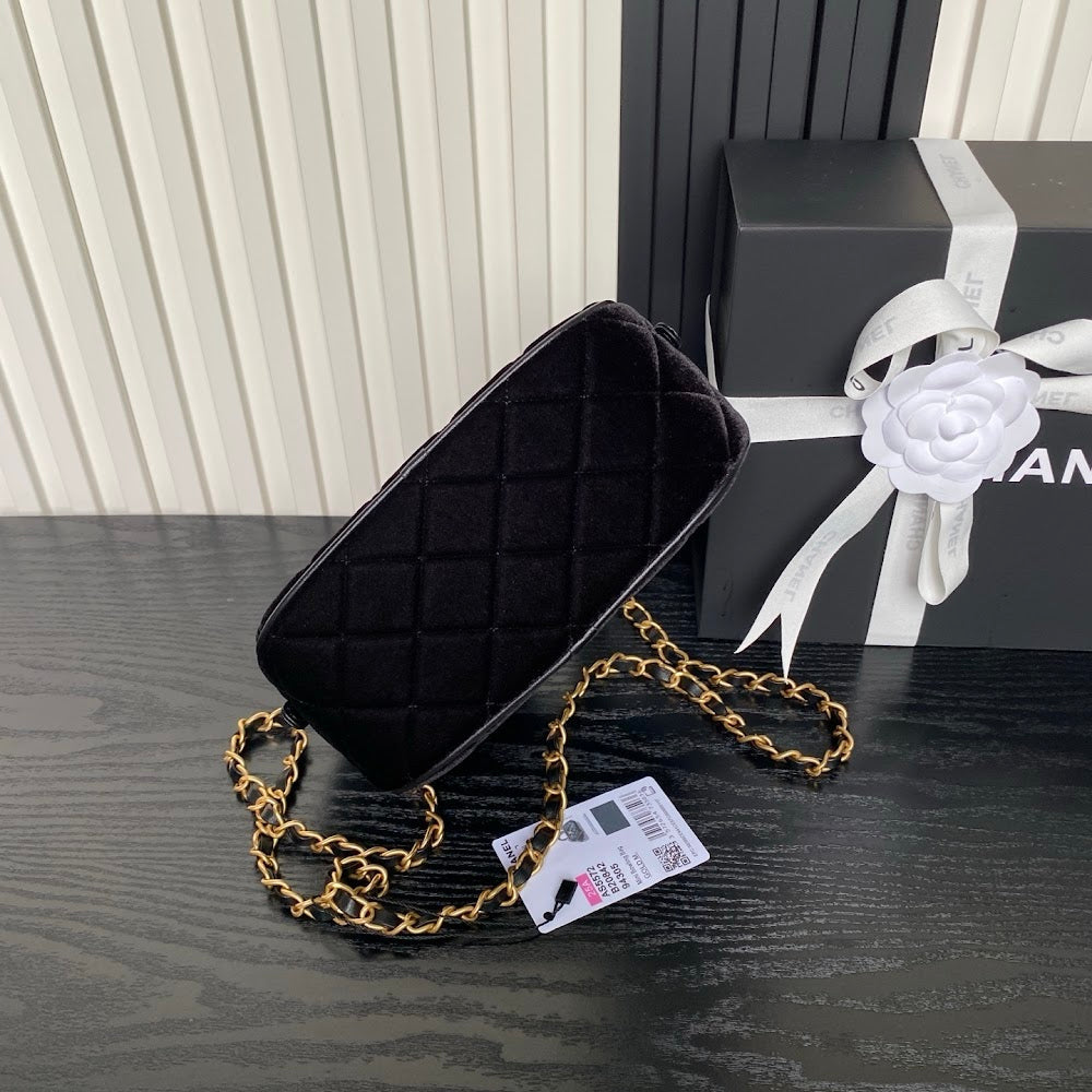 new-luxury-designer-bags-nm20378