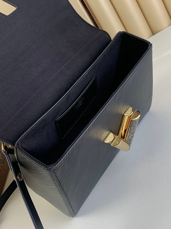 Anum Bags ln Luxury Bag --61125