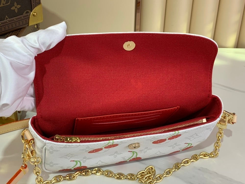 Anum Bags ln Luxury Bag --56713