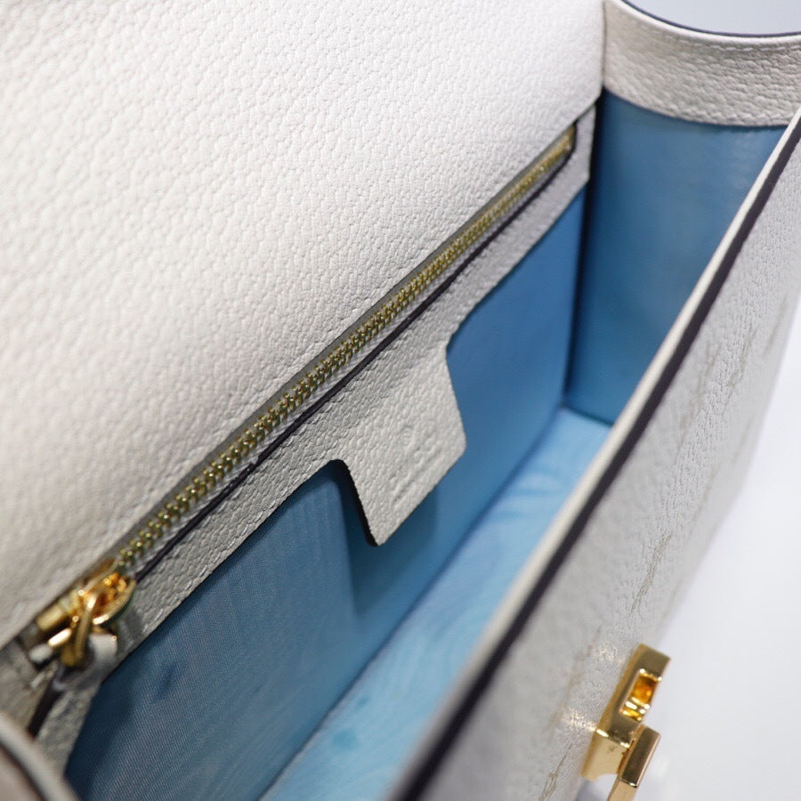 new-luxury-designer-bags-nm17691