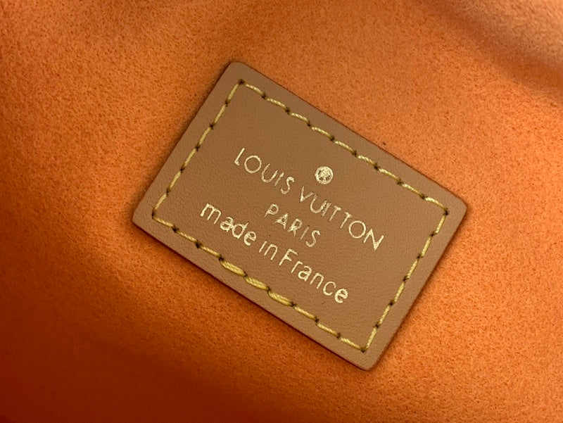 Anum Bags ln Luxury Bag --58840