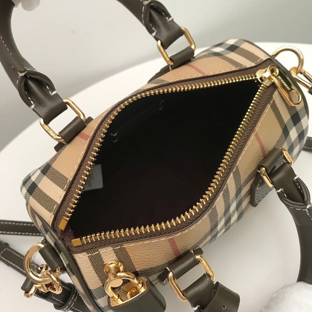 Ezyycart Bags Luxury Bag --50000