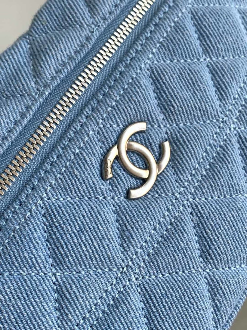 new-designer-premium-bags-nm20303