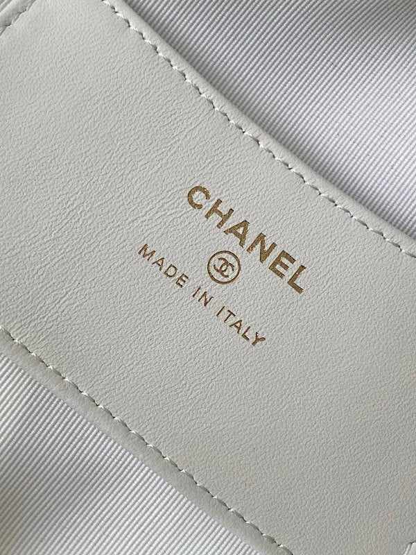 new-luxury-designer-bags-nm20206