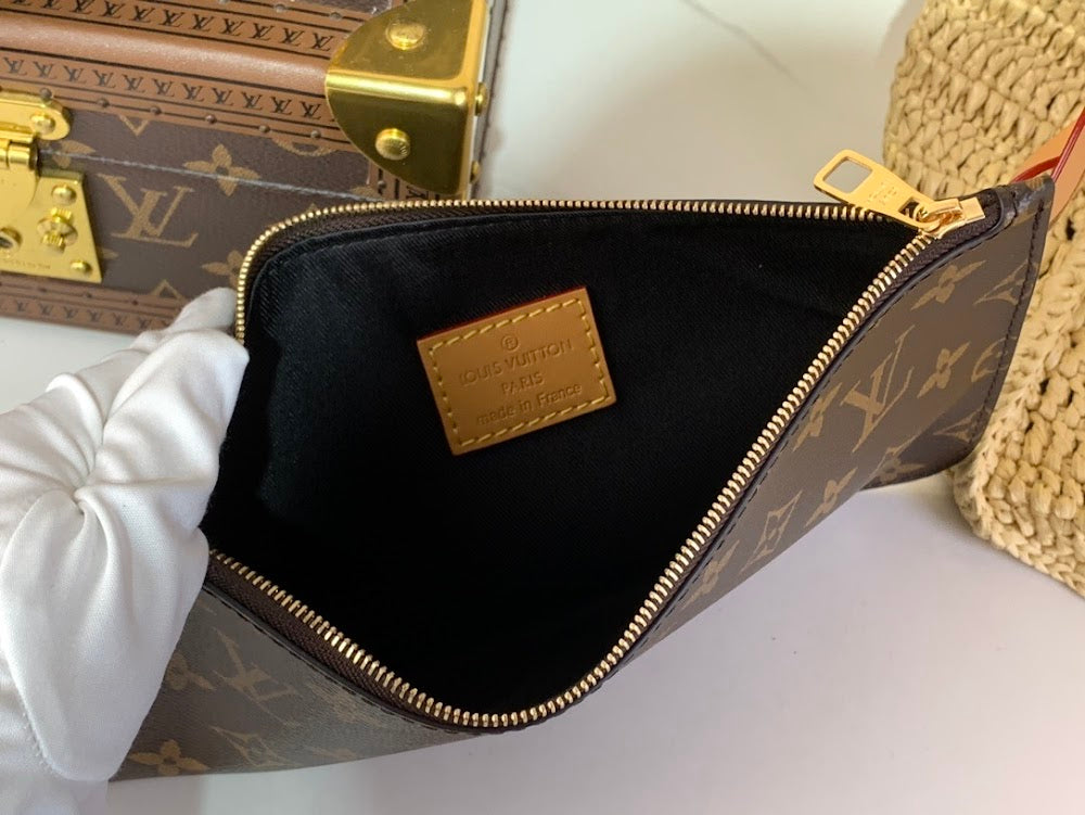 Anum Bags ln Luxury Bag --56495