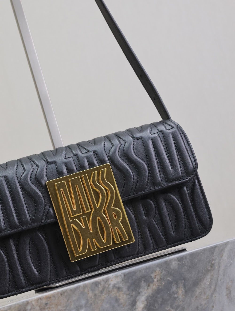 new-luxury-designer-bags-nm16129