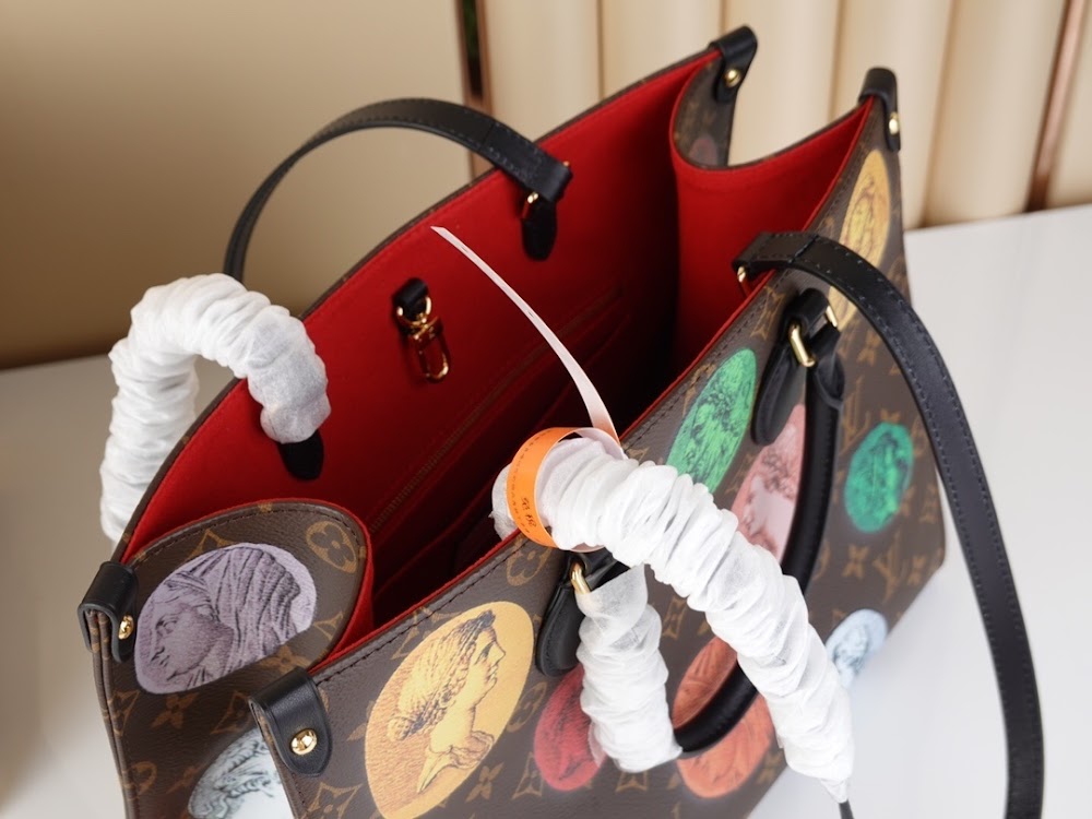 Anum Bags ln Luxury Bag --60460