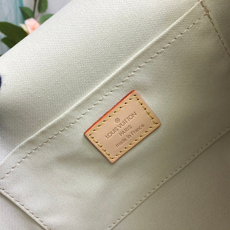 Anum Bags ln Luxury Bag --59338