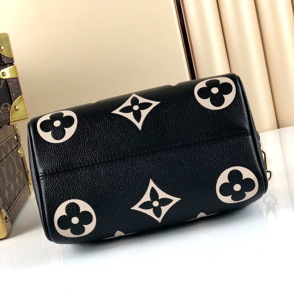 Anum Bags ln Luxury Bag --57014