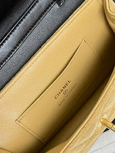 new-luxury-designer-bags-nm6266
