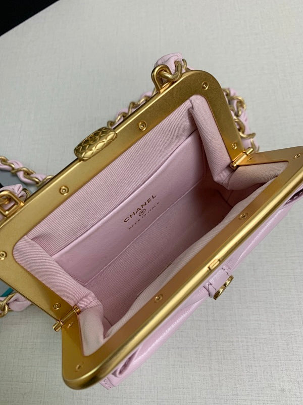 new-luxury-designer-bags-nm9385