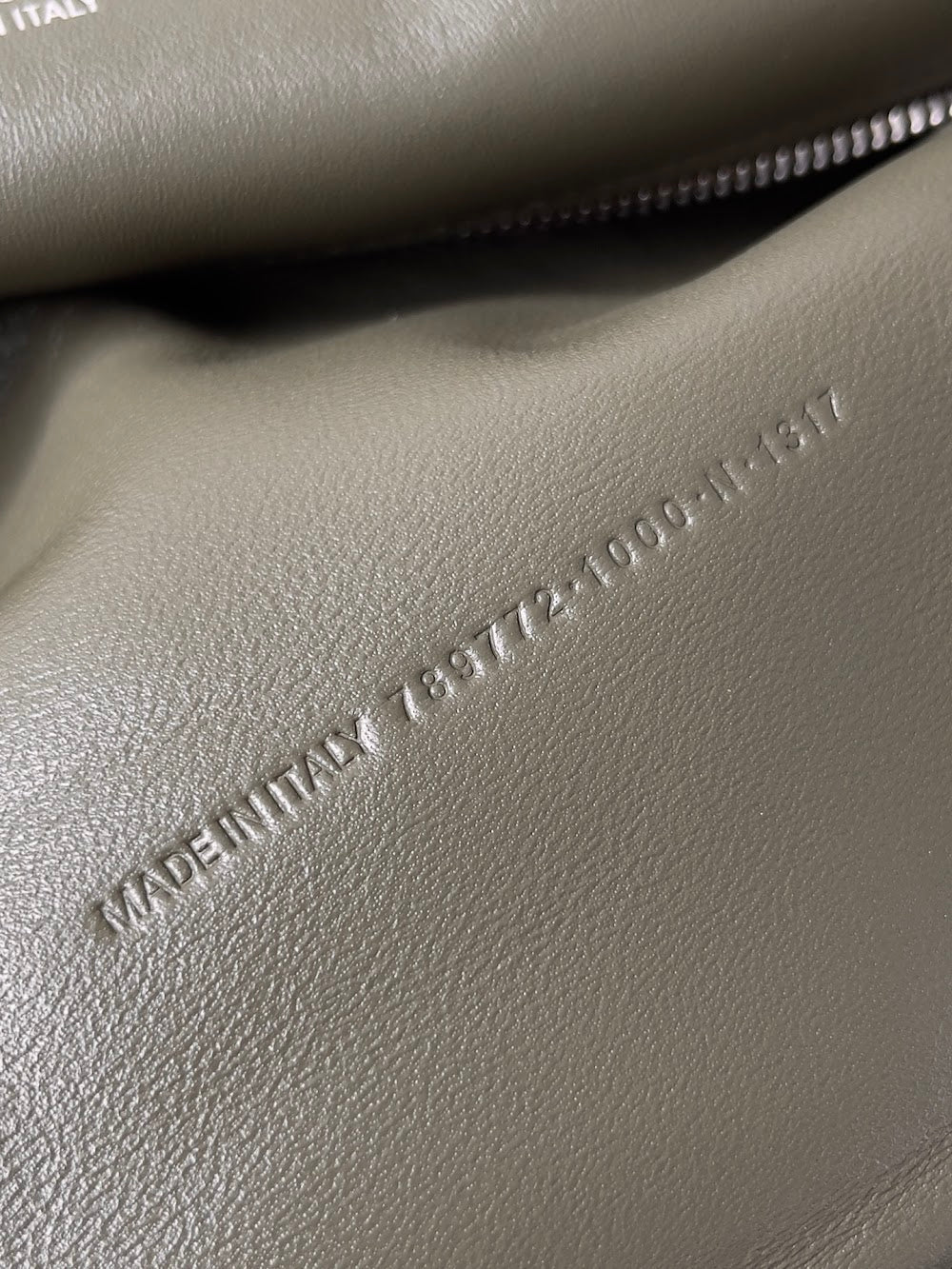 Ezyycart Bags Balenciaga Luxury Bag --111598