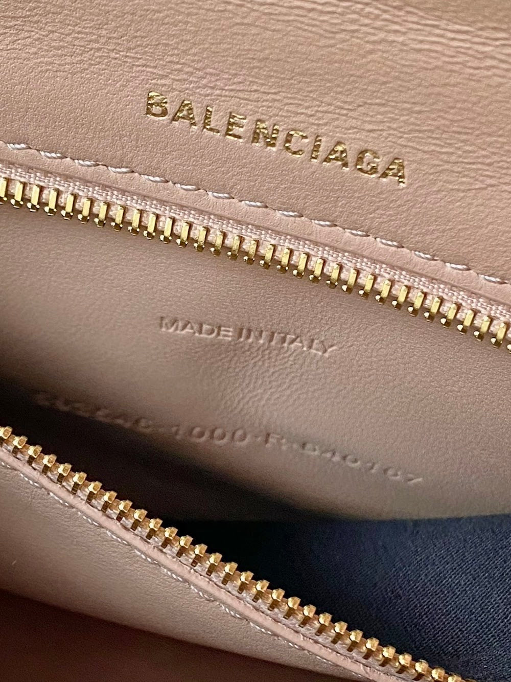 Ezyycart Bags Balenciaga Luxury Bag --110774